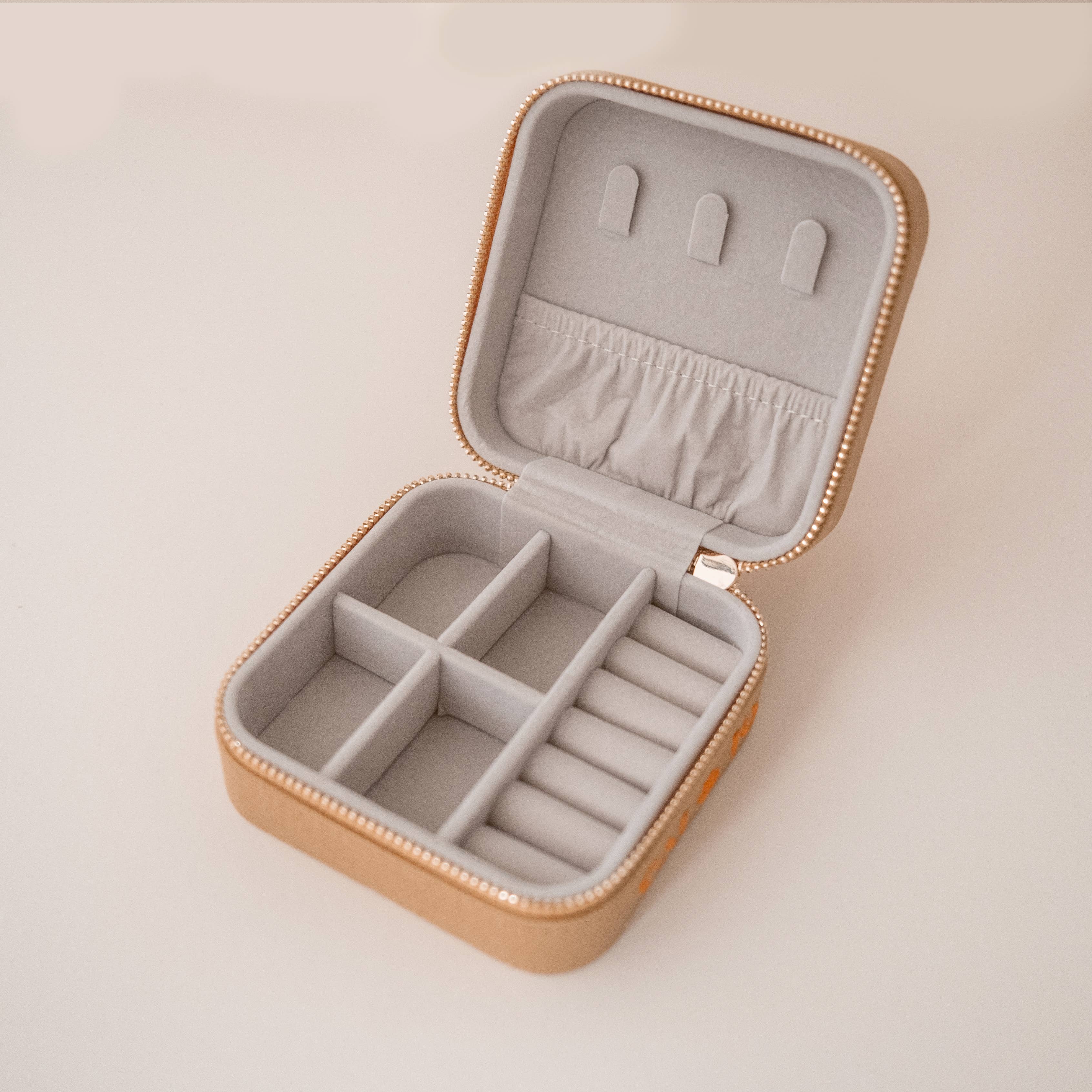 Travel Jewellery Case With Embroidery