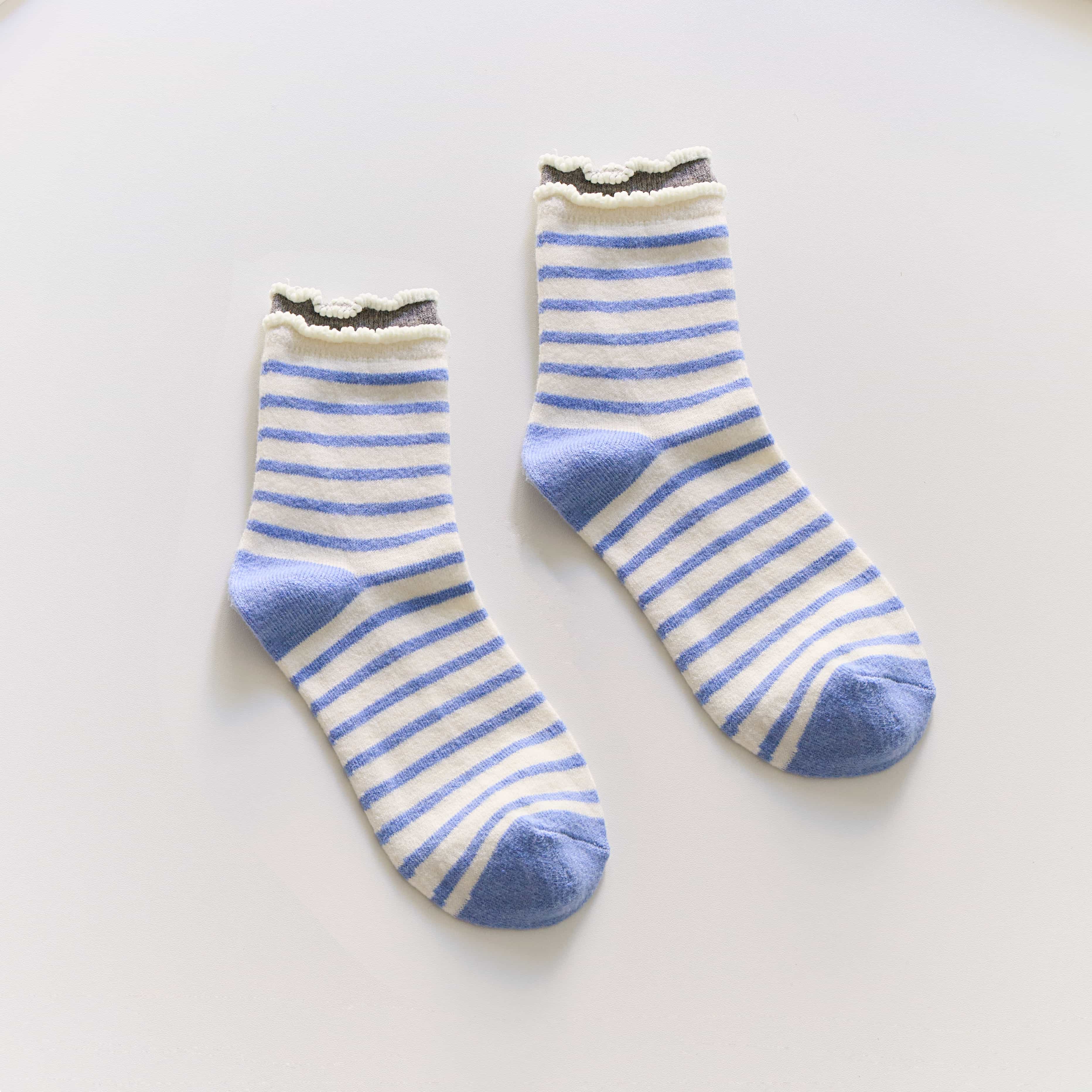 Ruffle Trim Pastel Stripe Socks