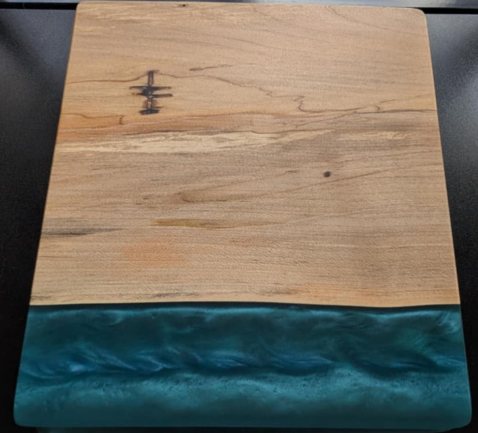 MAPLE WOOD BLUE RESIN GIN BOARD