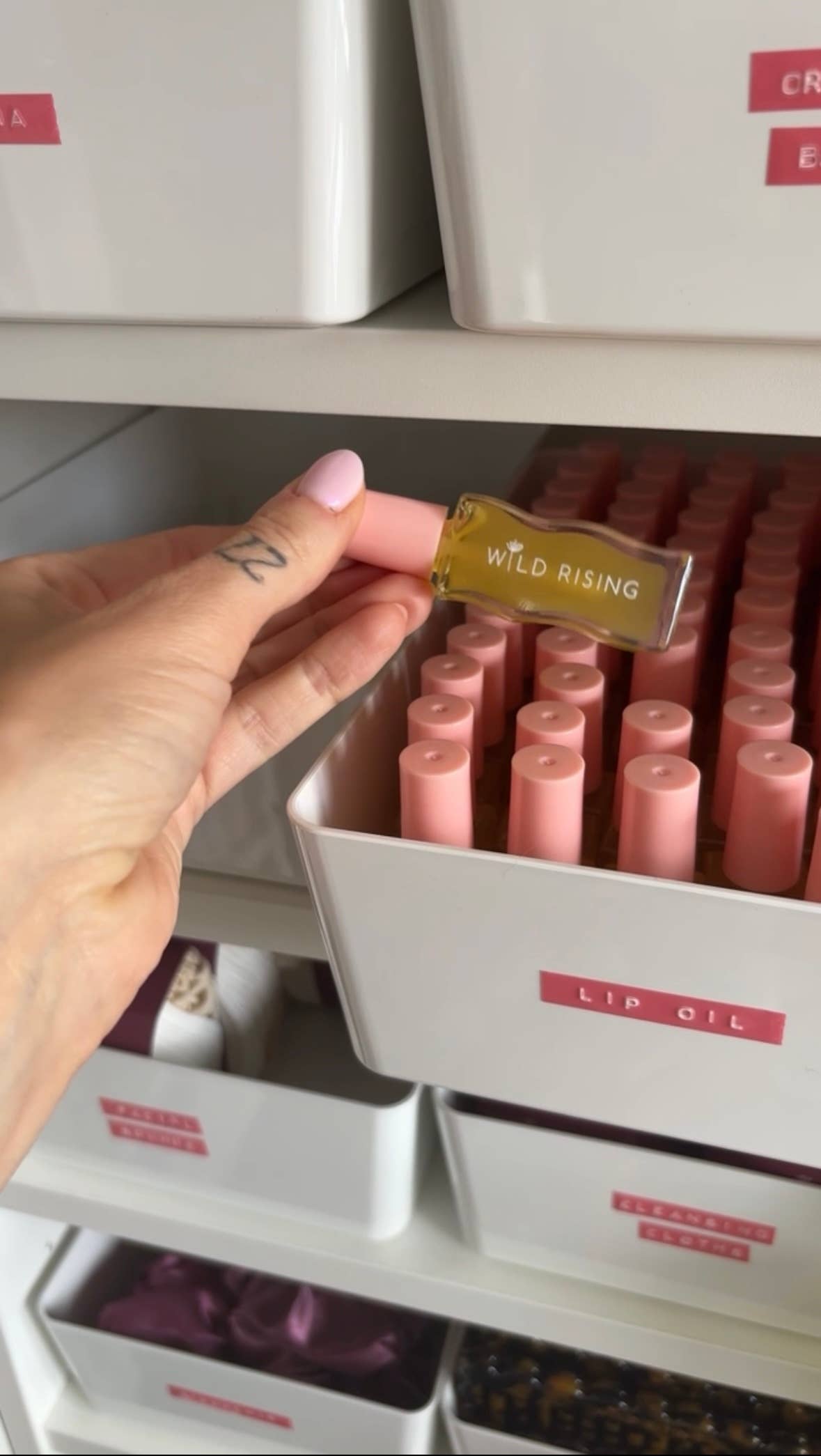 Natural Lip Oil Gloss & Balm