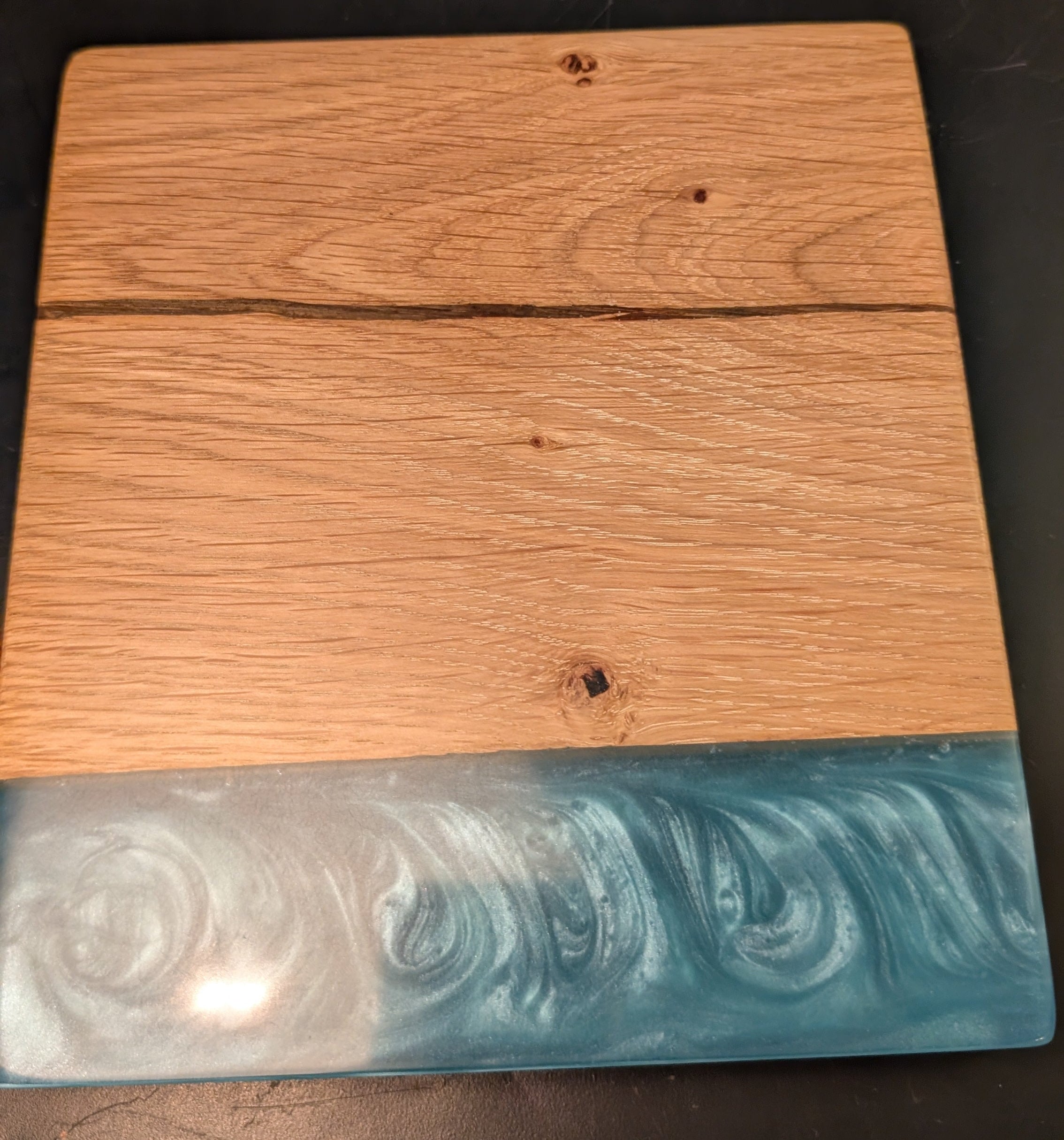 Oak & Blue Resin Gin Board