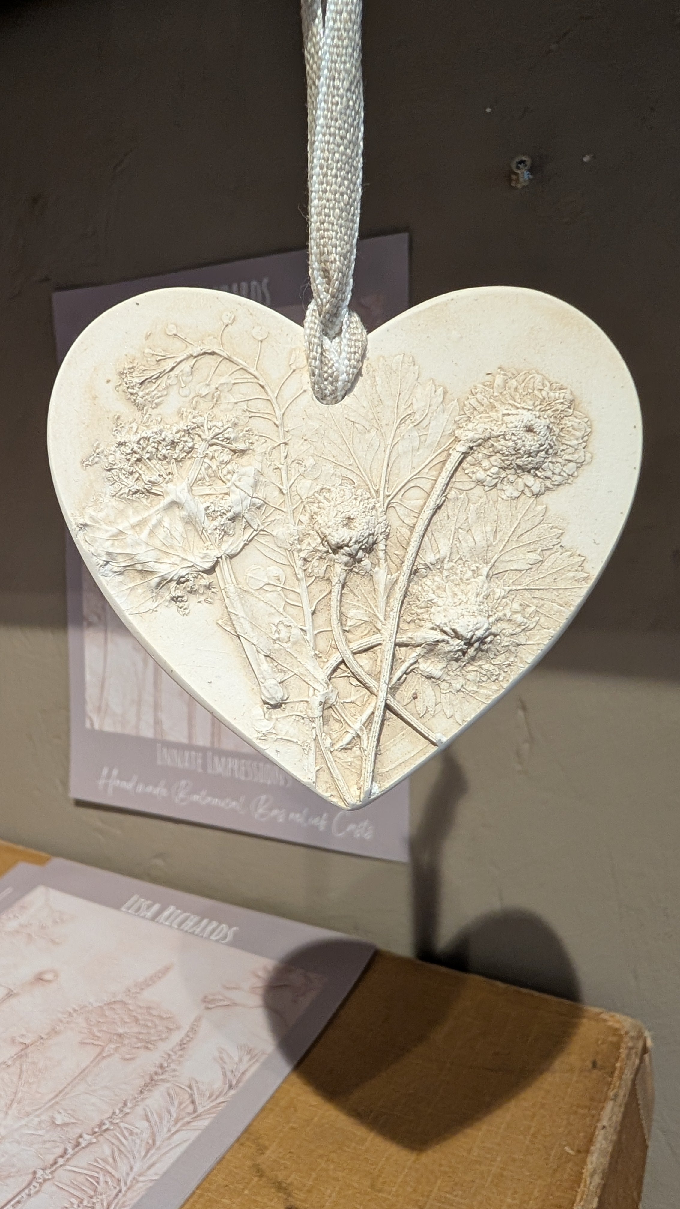 Botanical Casts - Hanging Heart