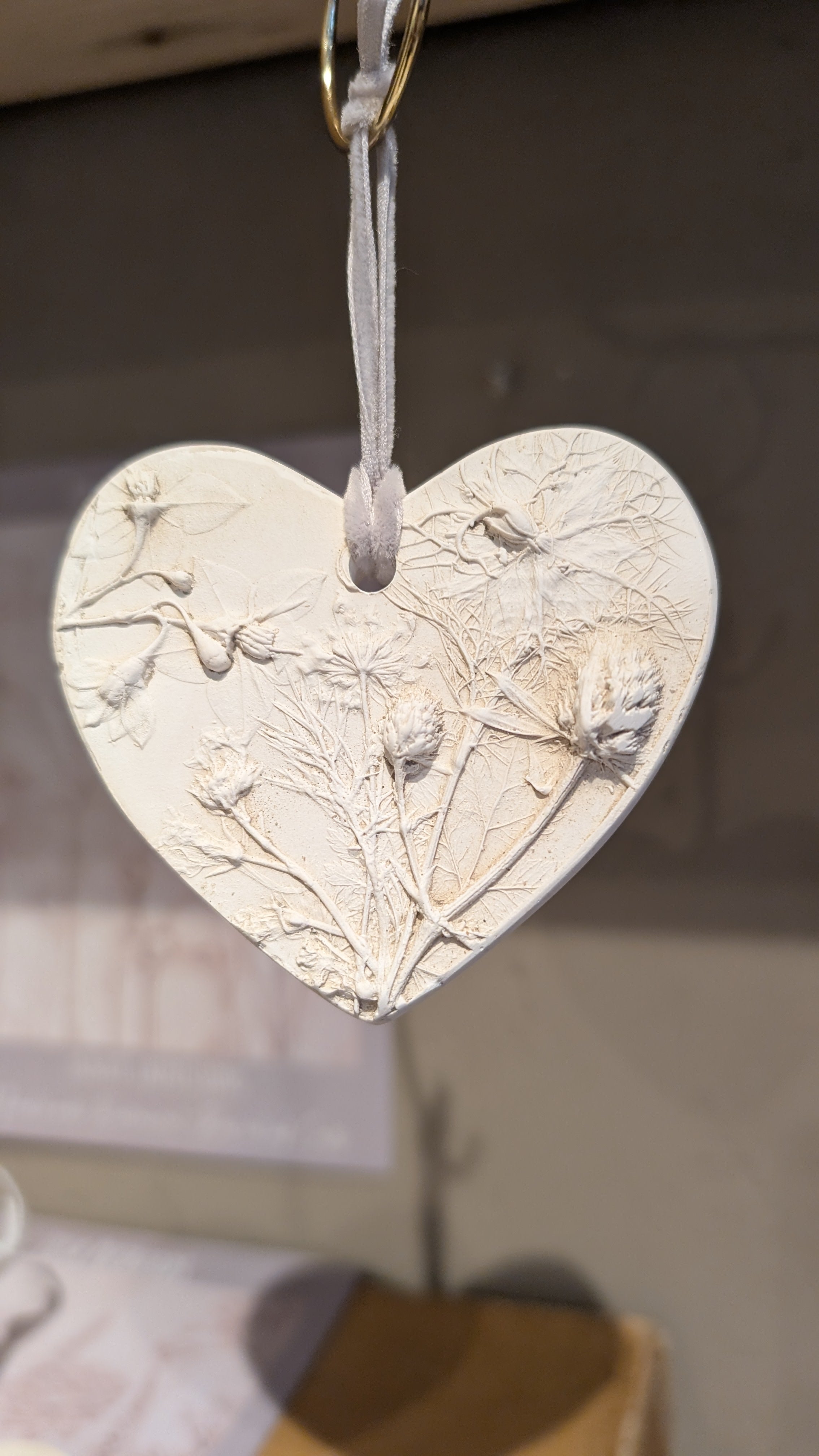 Botanical Casts - Hanging Heart