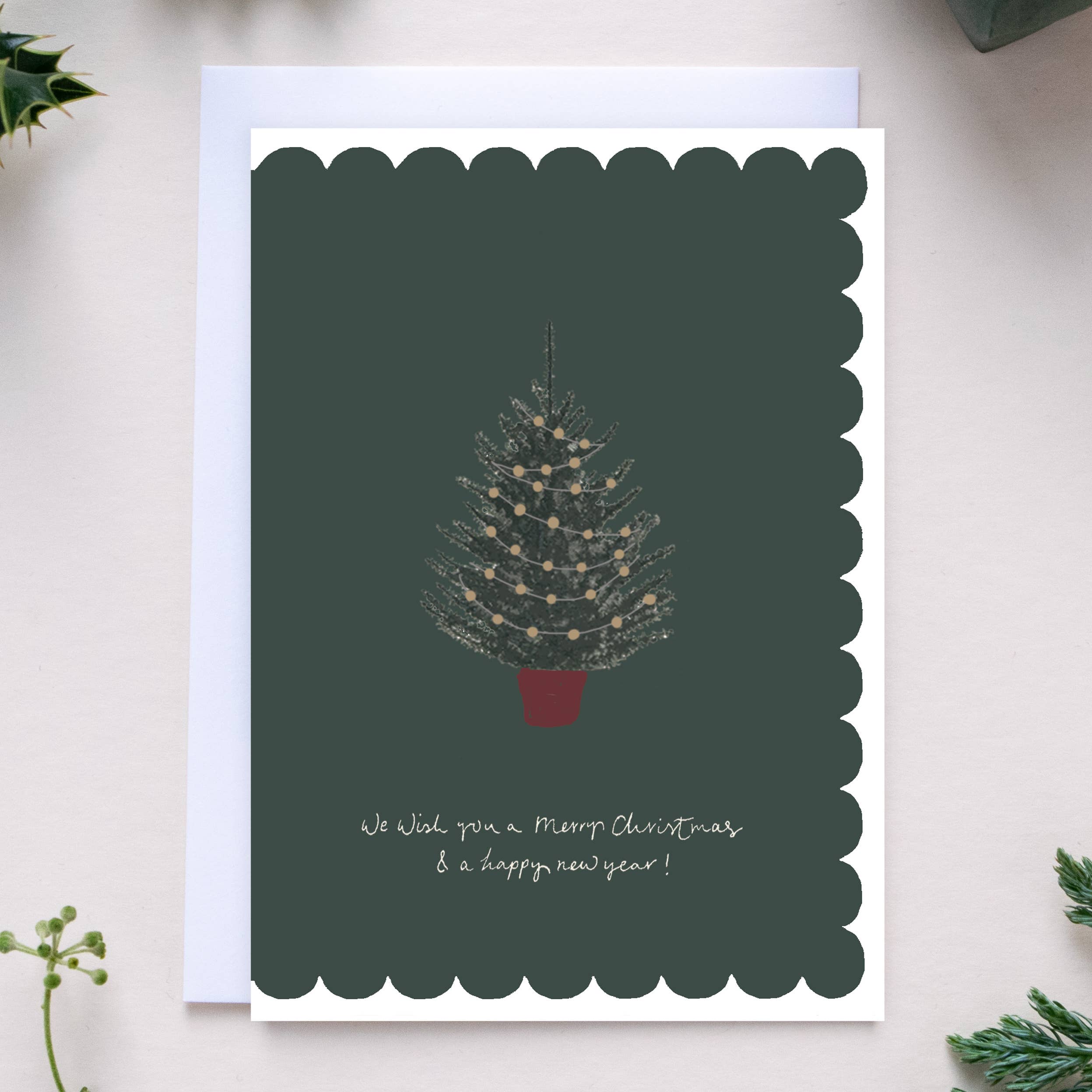 Scallop Edge Green Christmas Tree Merry Christmas Greeting Card