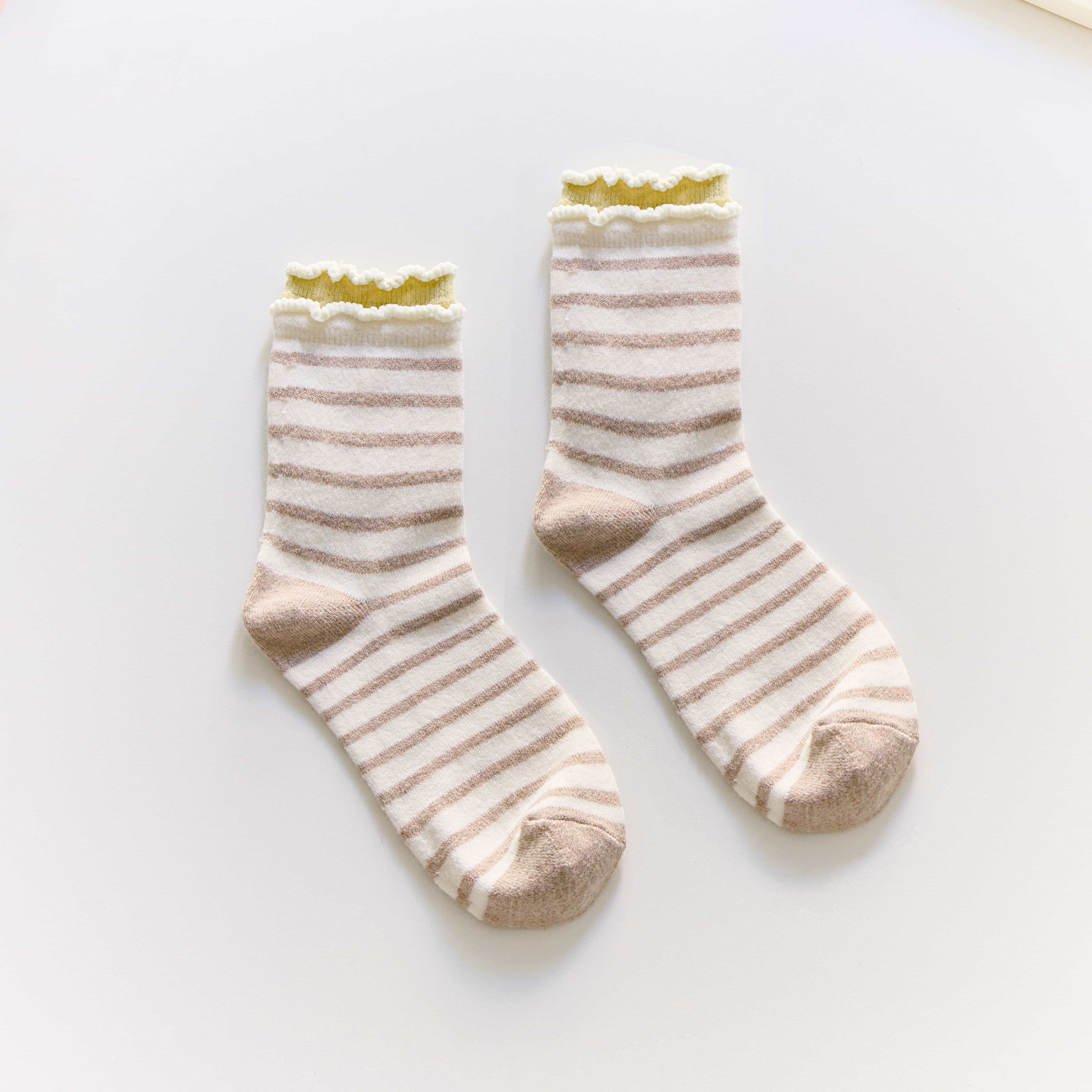 Ruffle Trim Pastel Stripe Socks