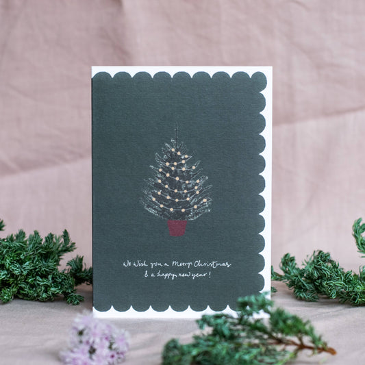 Traditional Green Scallop Christmas Card