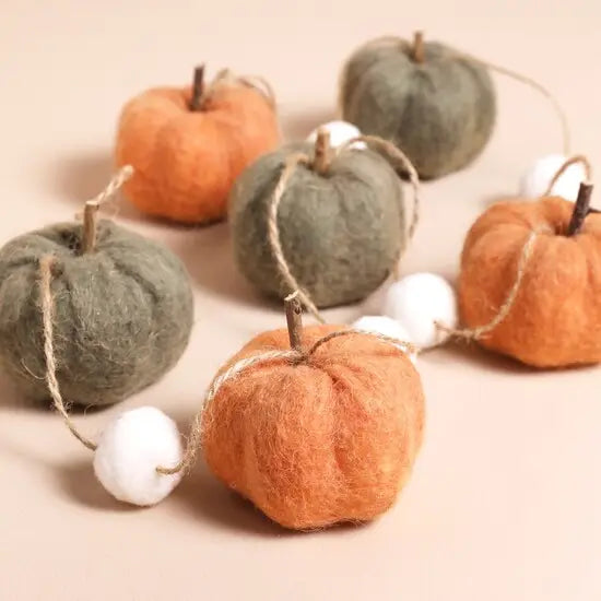 Felt Pumpkin Garland